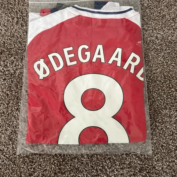 Arsenal Odegaard Soccer Jersey Red - Picture 4 of 6